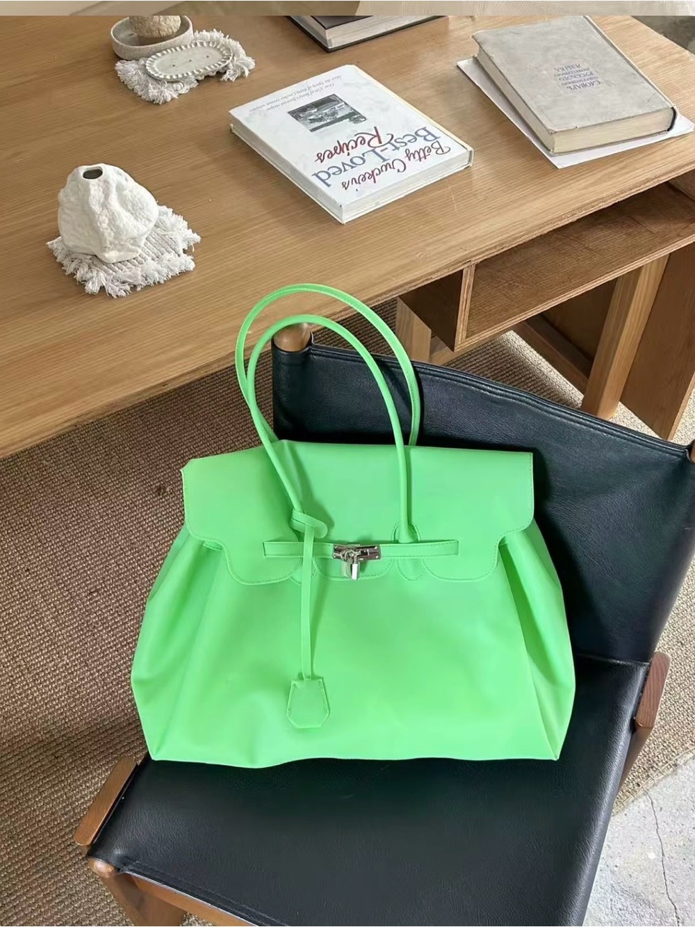 New pvc jelly bag Vibrant Green Scalloped Tote Handbag
